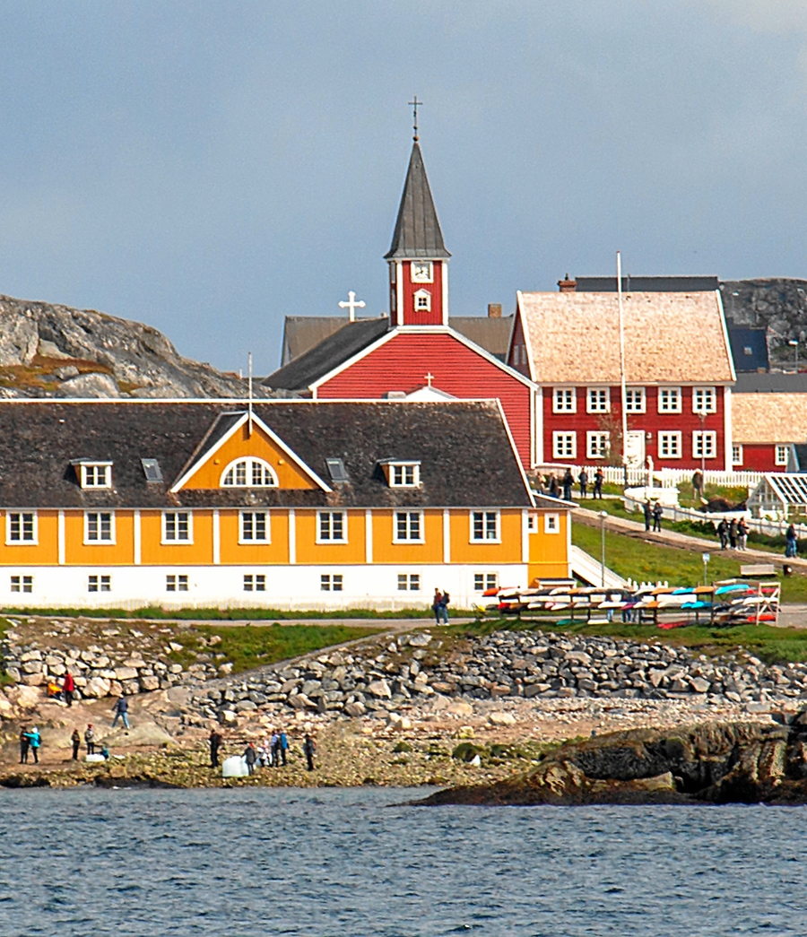 Ziua 2, 7 august:  Zbor Copenhaga – Nuuk. Bine ati venit in Groenlanda! - Circuit Copenhaga - Groenlanda - Islanda. Eclipsa Totala de Soare 2026